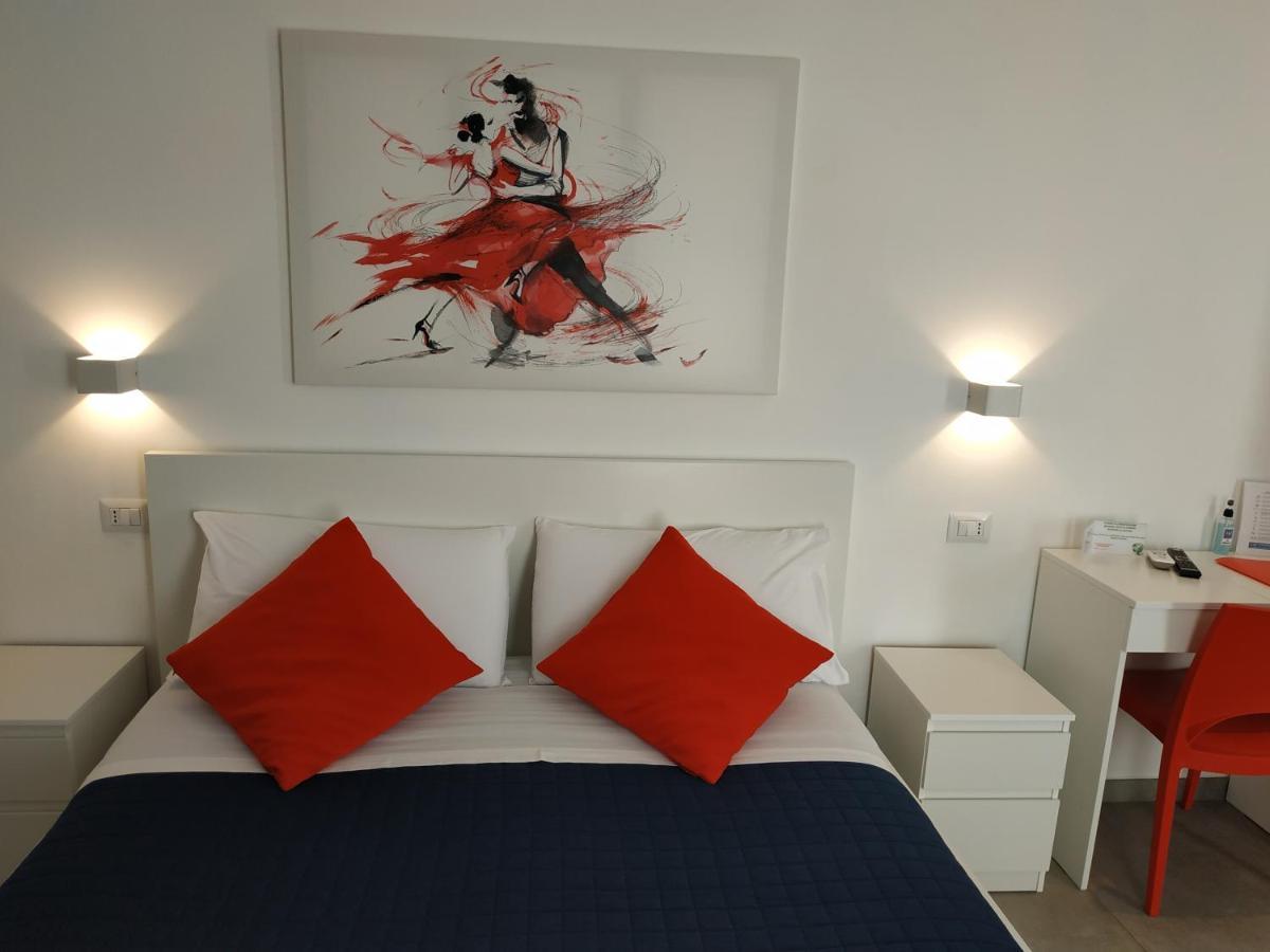Palazzo Verdi Holiday Βιτέρμπο Δωμάτιο φωτογραφία